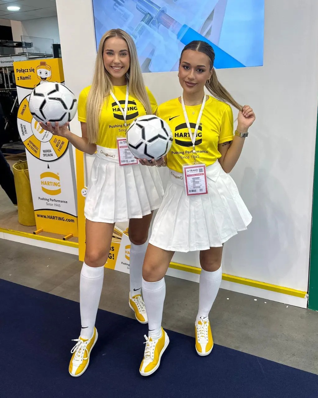 Agencja hostess – jak funkcjonuje? Agencja hostess - jak funkcjonuje?